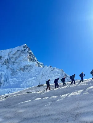 Everest Base Camp trek: leave your footprints in the Himalayas and take home memories that last forever.